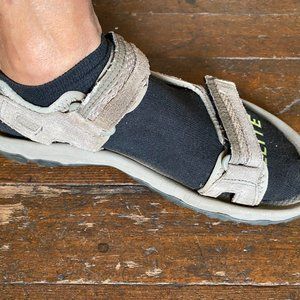 TEVA velcro strap sandals